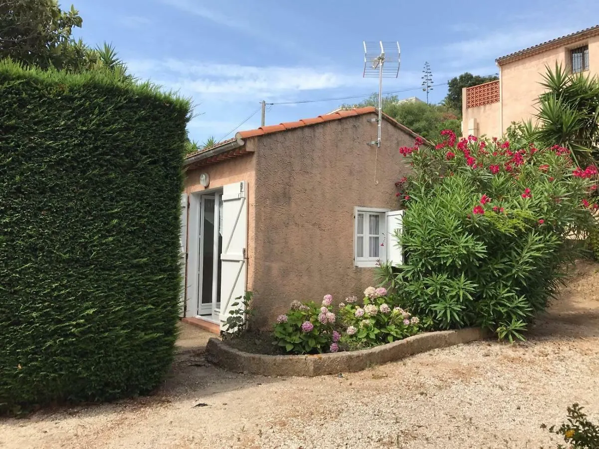 Apartment Appartements La Fossette Plage Le Lavandou France